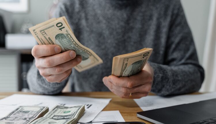 10 Hábitos Financeiros Saudáveis para Transformar Suas Finanças