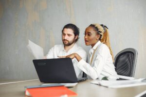 Trabalhando no Exterior: Guia Completo para uma Carreira Internacional